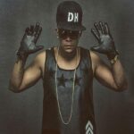 Poeta Callejero Ft. Manuel DH, La Boa – Venimos De Abajo